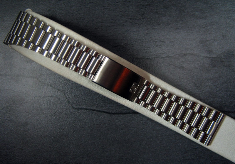 equation a few Greenland Steel & Titanium bracelets: Omega 20 mm ss vintage bracelet Ref. 1162