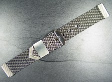 Vintage 20 mm ss Mesh bracelet with tang buckle made in the 70s
